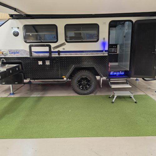 WARRIOR 16 OFFROAD HYBRID CARAVAN